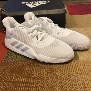 SM Pro Bounce 2019 Basketball Shoe